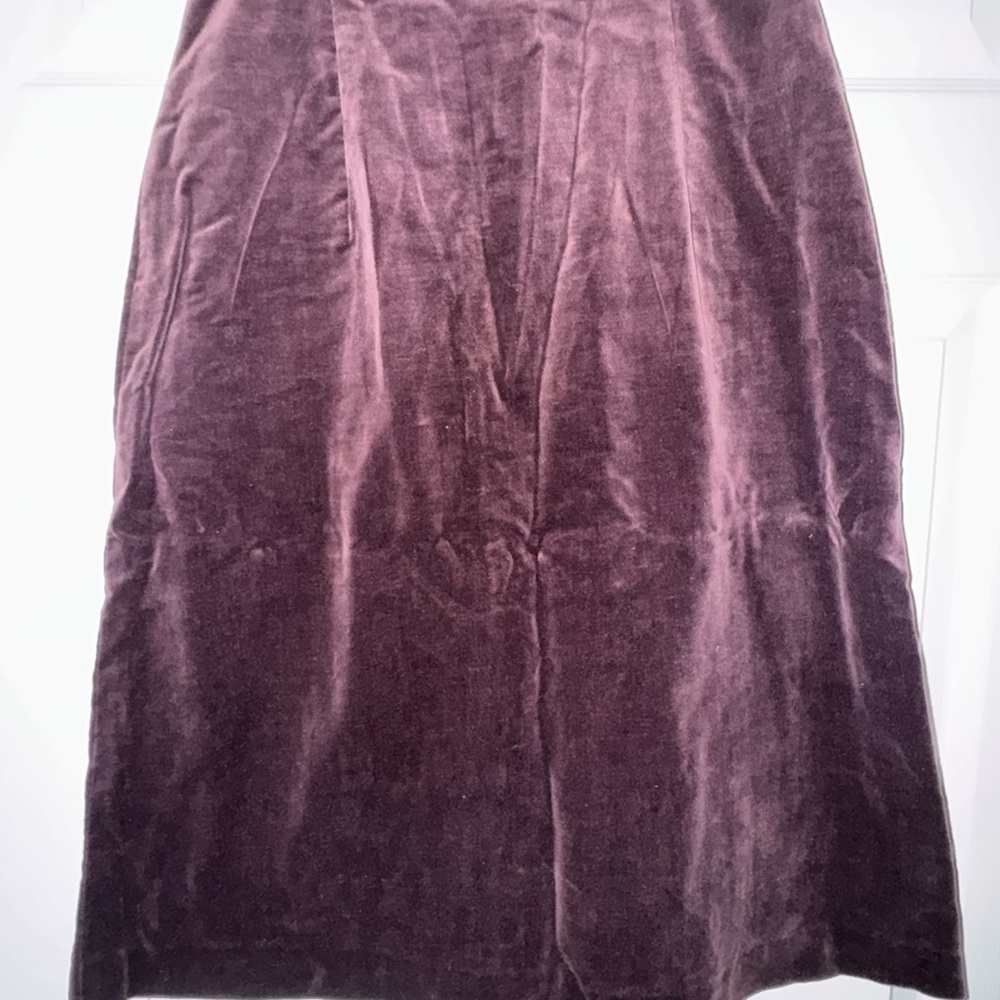 That’s Me Vintage Velvet Burgundy Skirt - Picture 5 of 7